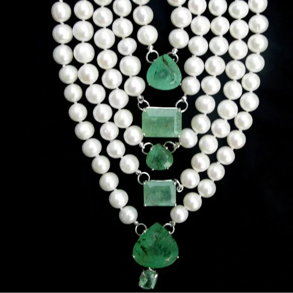 New Huge 14k gold 5 strand 10mm cultured pearl & 101.76 carat Emerald bracelet - Picture 1 of 12